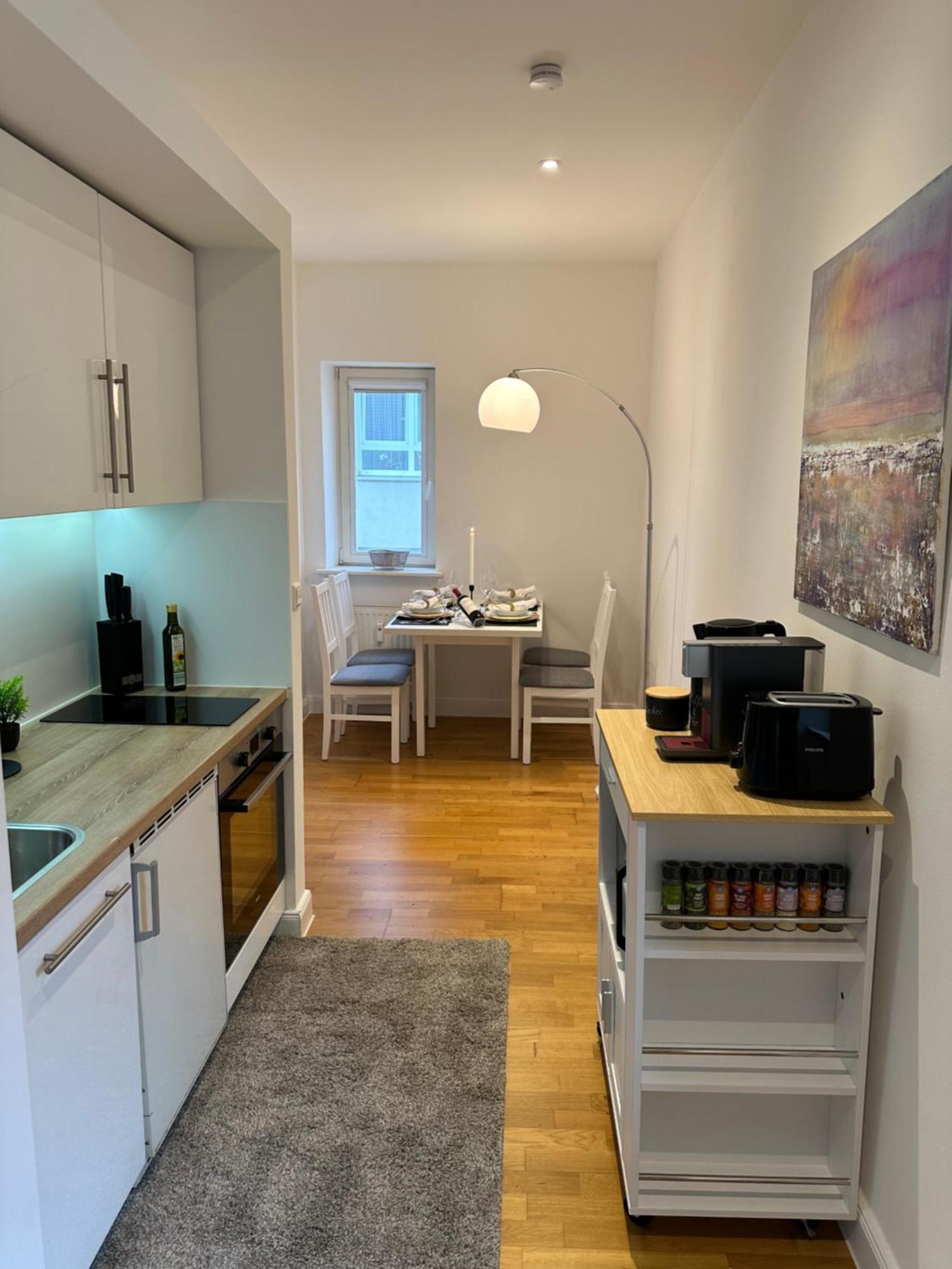 Bella Casa - Business&Family, 100M Zum Konzerteingang Schloss, Parkplatz, Smarttv, Netflix, Waschmaschine, 24H Checkin, 36Qm, Ap 12 לודוויגסבורג מראה חיצוני תמונה