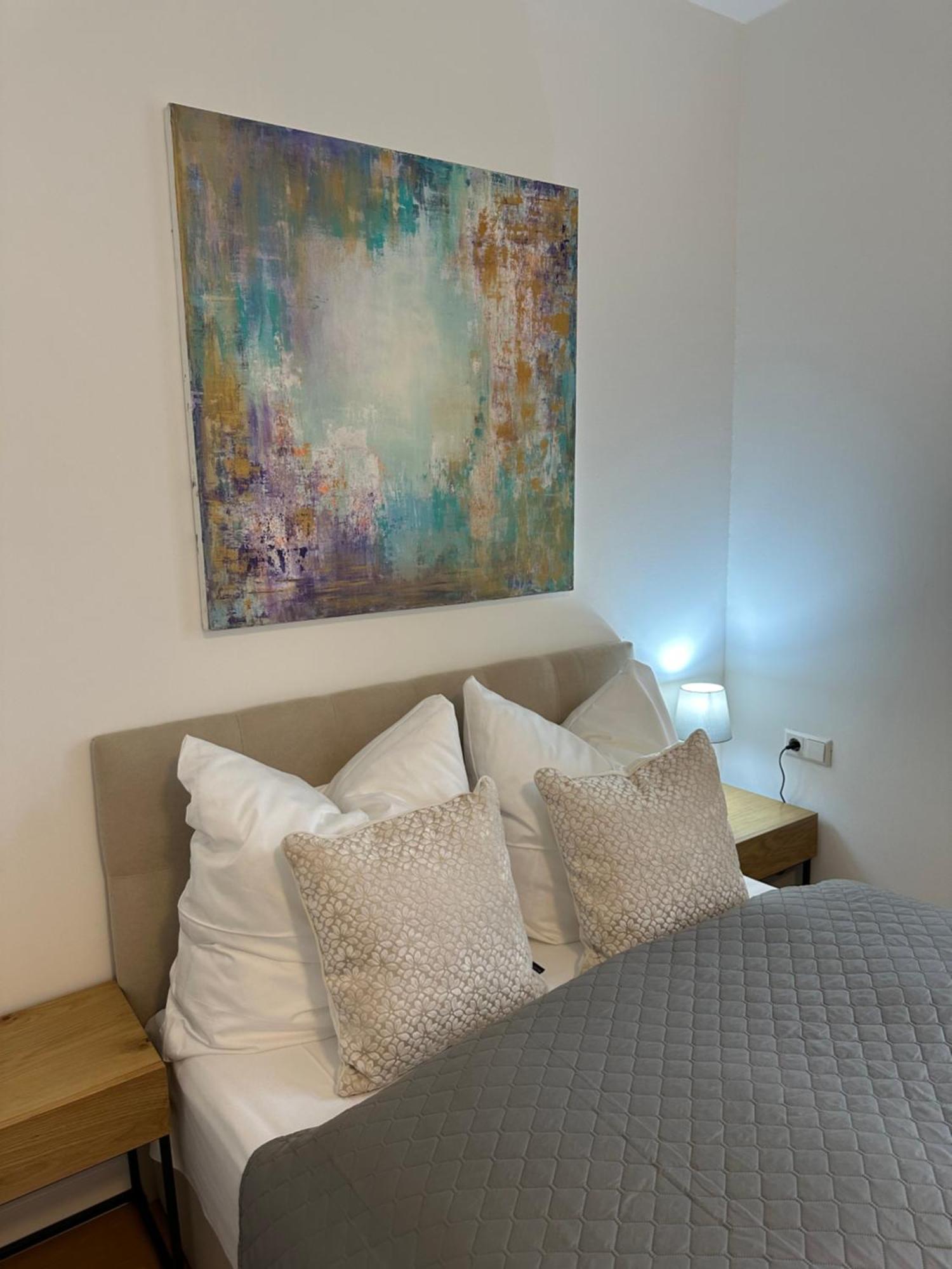 Bella Casa - Business&Family, 100M Zum Konzerteingang Schloss, Parkplatz, Smarttv, Netflix, Waschmaschine, 24H Checkin, 36Qm, Ap 12 לודוויגסבורג מראה חיצוני תמונה