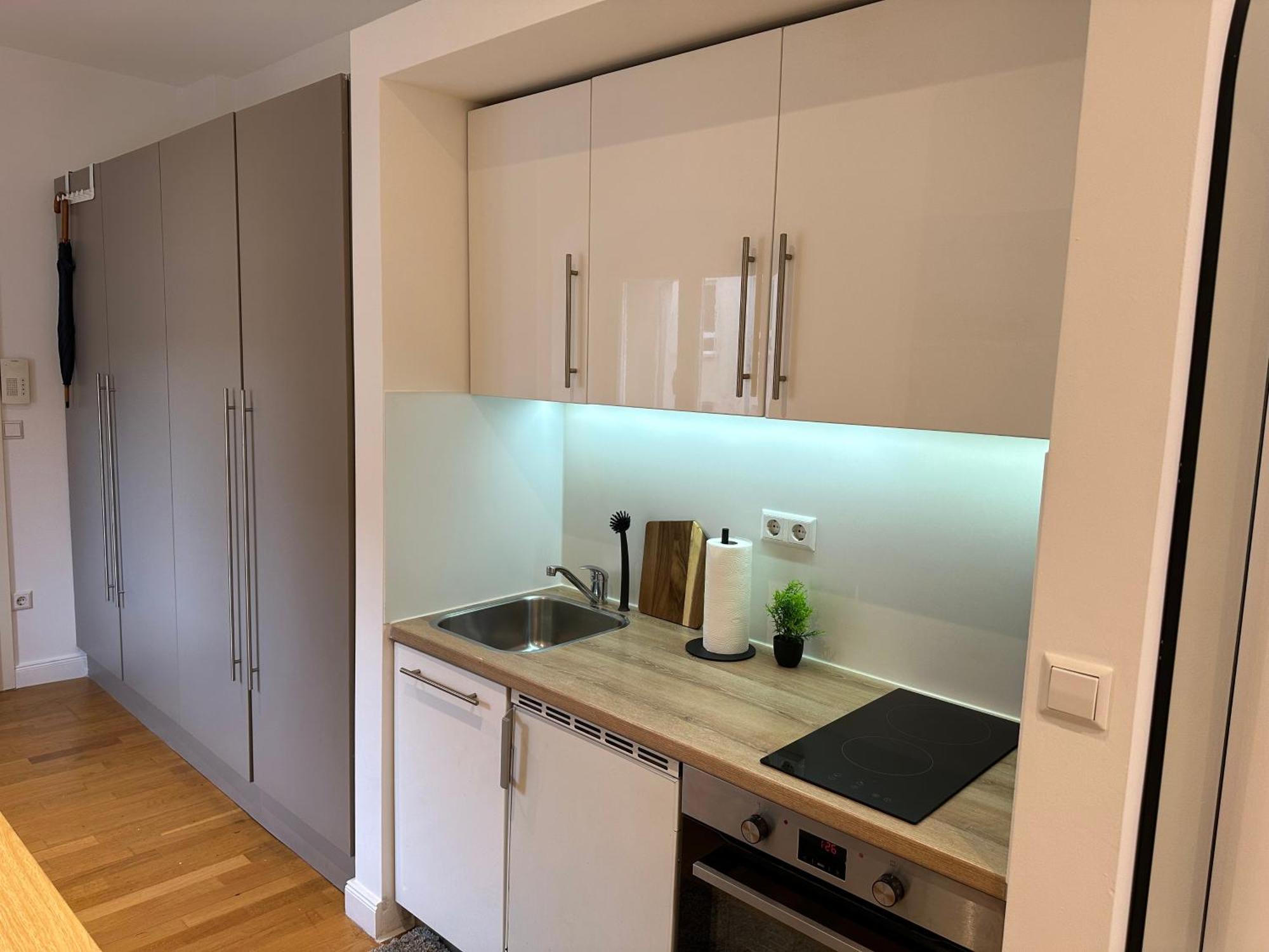 Bella Casa - Business&Family, 100M Zum Konzerteingang Schloss, Parkplatz, Smarttv, Netflix, Waschmaschine, 24H Checkin, 36Qm, Ap 12 לודוויגסבורג מראה חיצוני תמונה