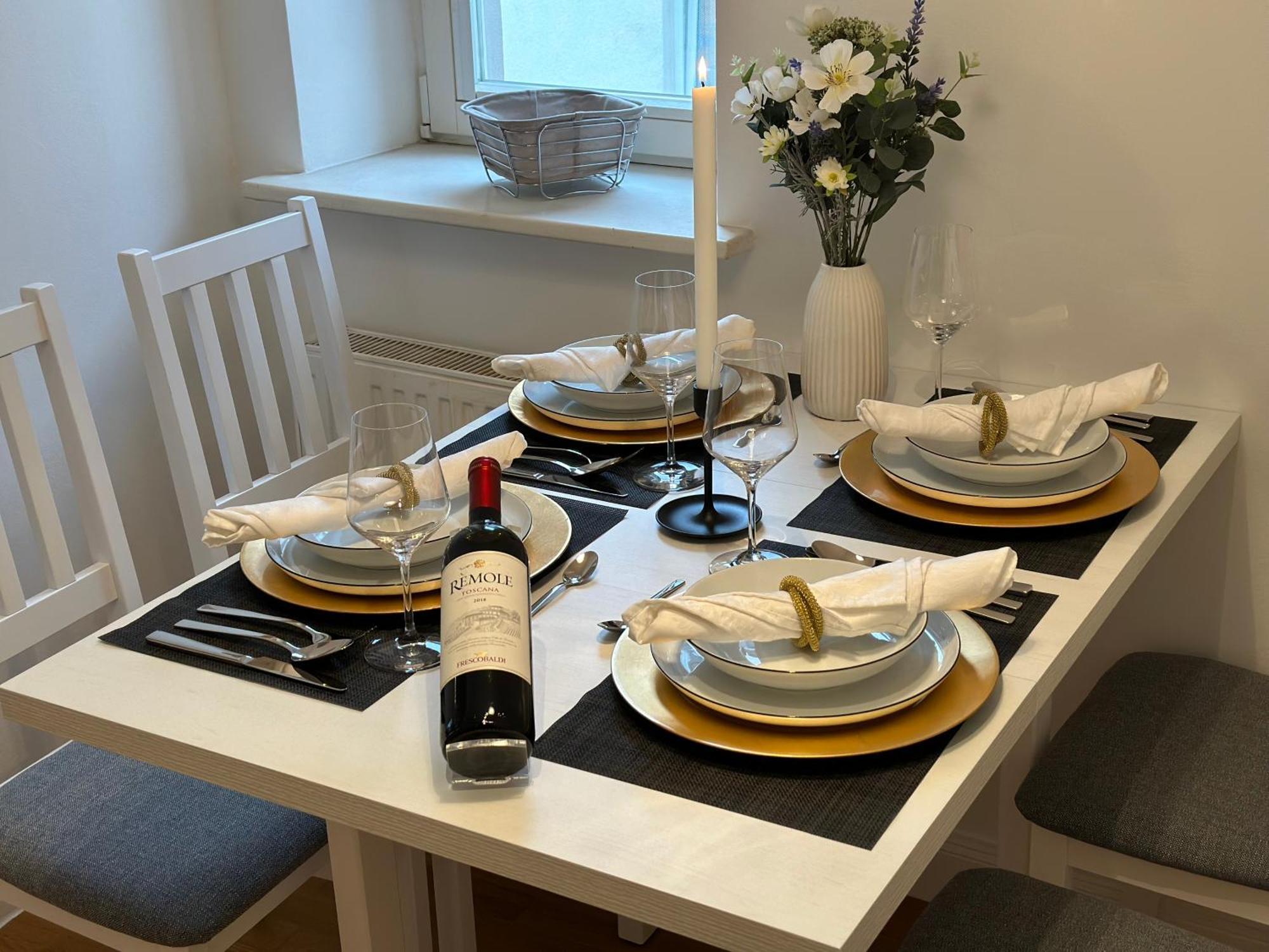 Bella Casa - Business&Family, 100M Zum Konzerteingang Schloss, Parkplatz, Smarttv, Netflix, Waschmaschine, 24H Checkin, 36Qm, Ap 12 לודוויגסבורג מראה חיצוני תמונה