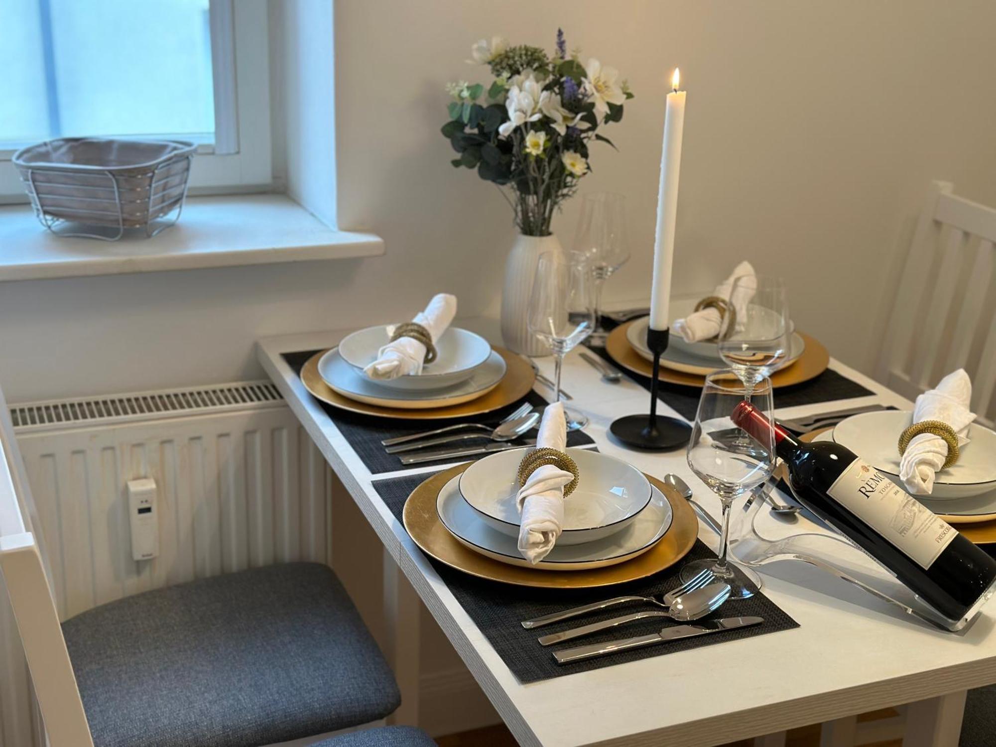 Bella Casa - Business&Family, 100M Zum Konzerteingang Schloss, Parkplatz, Smarttv, Netflix, Waschmaschine, 24H Checkin, 36Qm, Ap 12 לודוויגסבורג מראה חיצוני תמונה