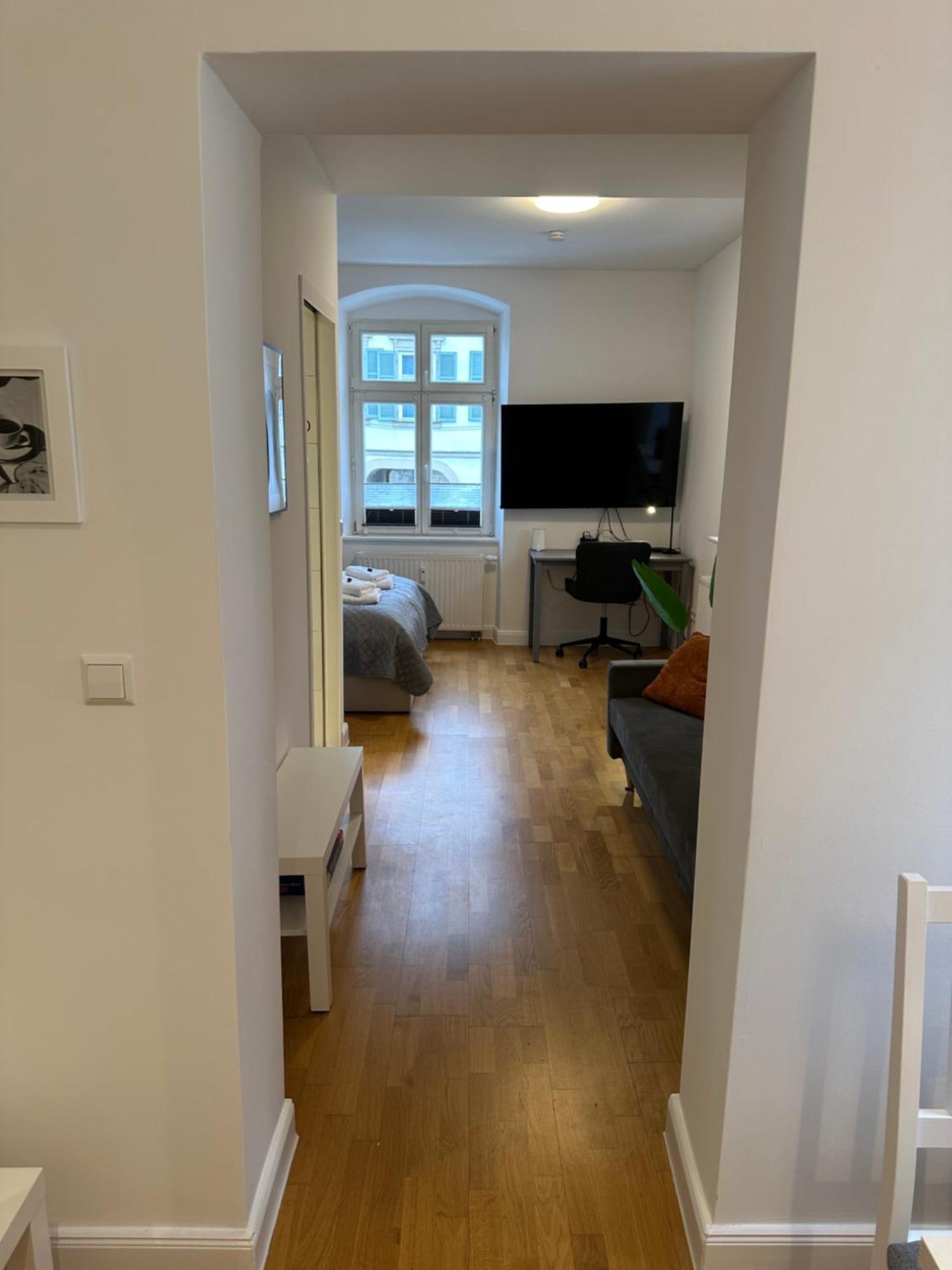 Bella Casa - Business&Family, 100M Zum Konzerteingang Schloss, Parkplatz, Smarttv, Netflix, Waschmaschine, 24H Checkin, 36Qm, Ap 12 לודוויגסבורג מראה חיצוני תמונה